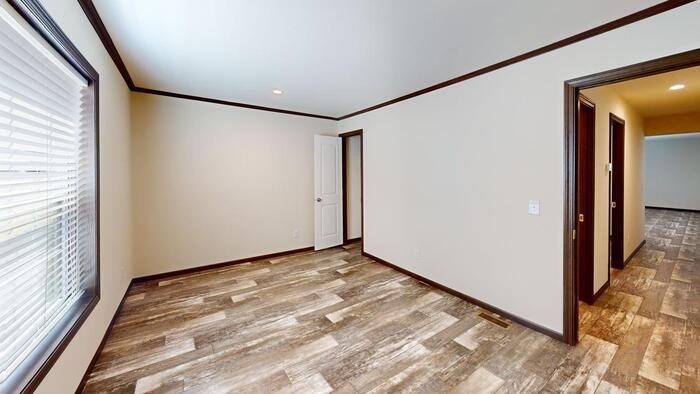 109 American Ave - Photo 7 of 14