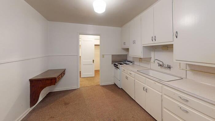 1119 E Thayer Ave #3 - Photo 2 of 8