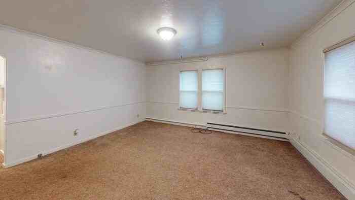 1119 E Thayer Ave #3 - Photo 3 of 8