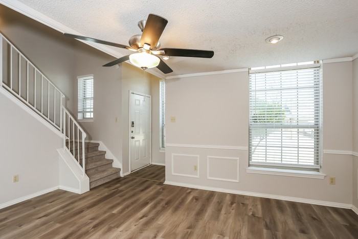 722 Nightingale Cir - Photo 6 of 22