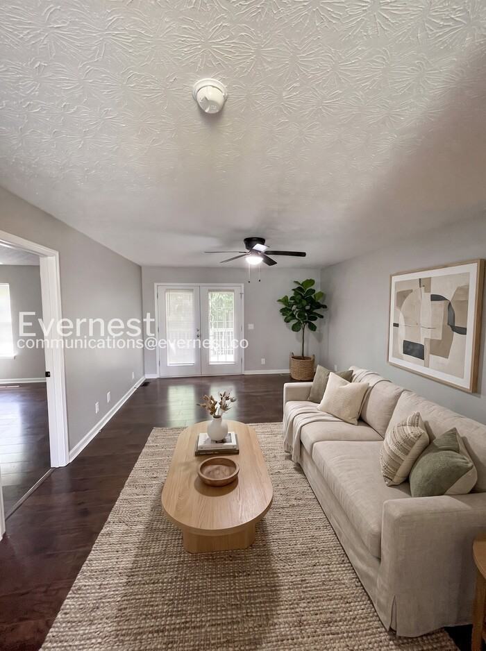 636 Laramie Dr - Photo 3 of 29
