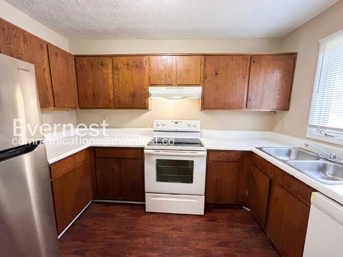 1678 Wynndowne Trl Se - Photo 7 of 23