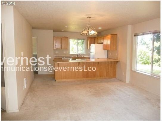 12135 Se Harold St - Photo 2 of 12