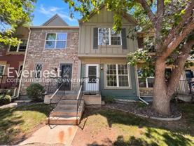 2701 E Nichols Cir - Photo 1 of 1