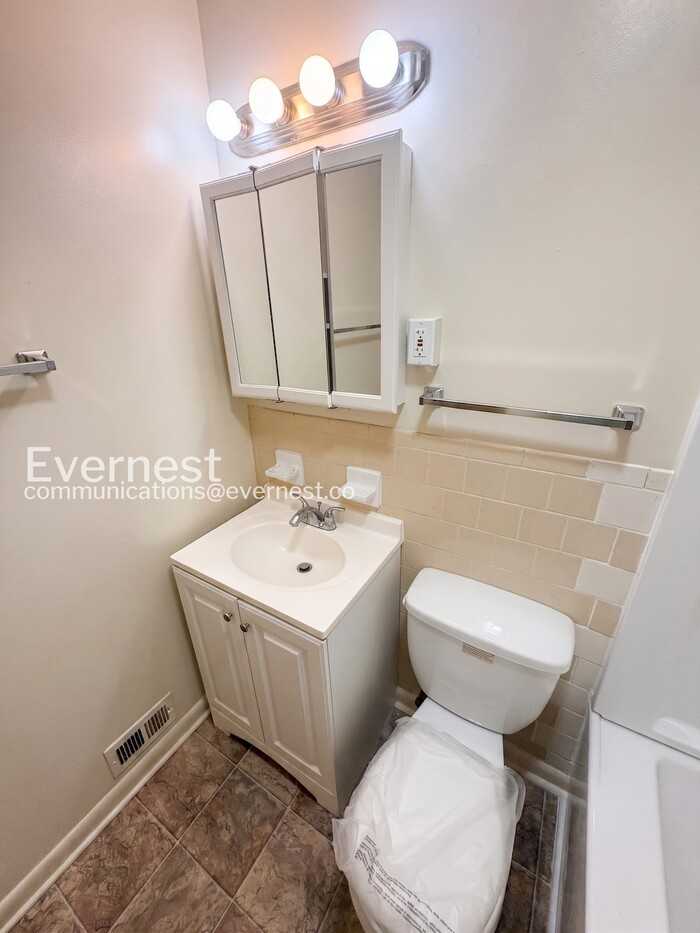 117A Newcastle Dr - Photo 4 of 13