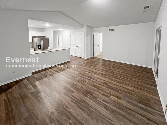 6919 College Ave - Photo 6 of 21