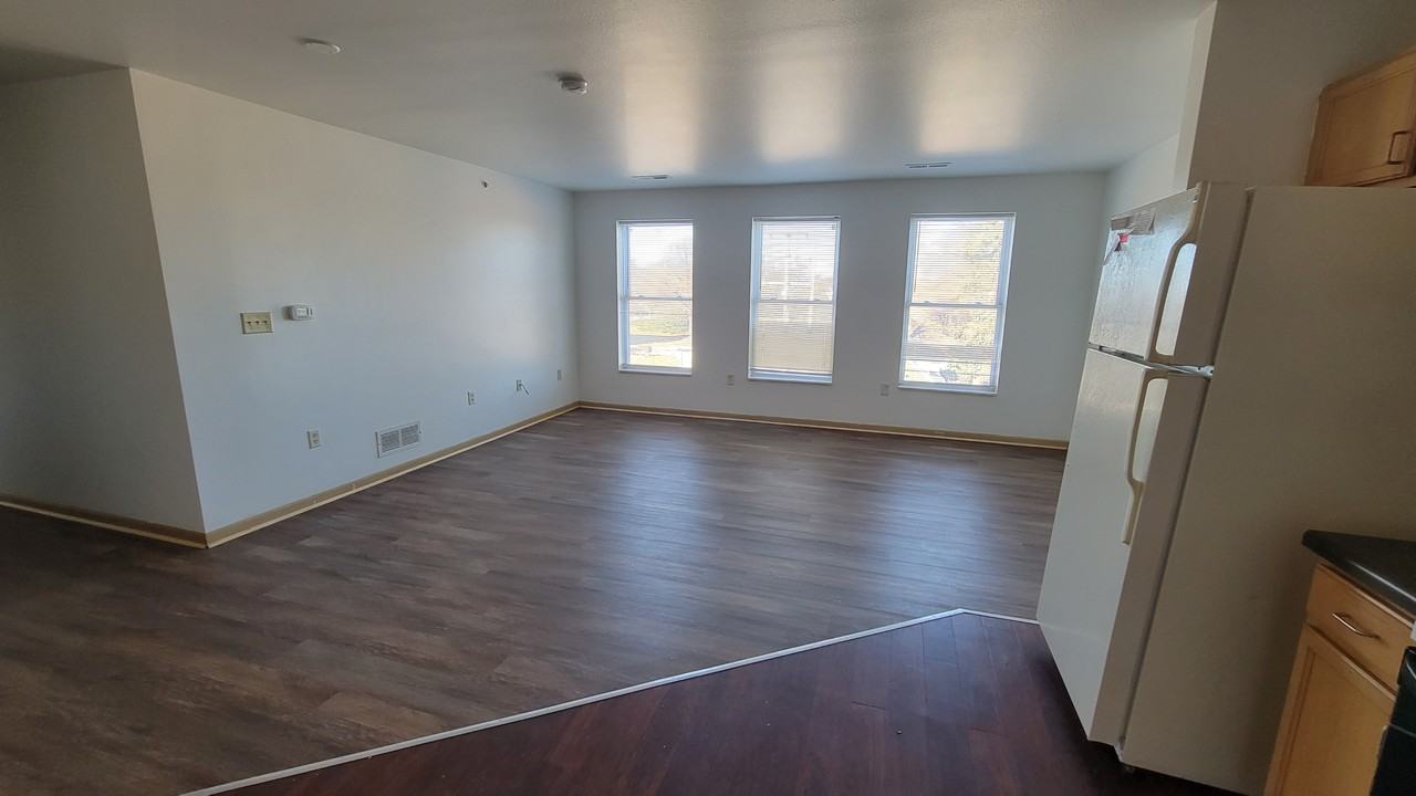 4221 W North Ave #211 - Photo 6 of 13