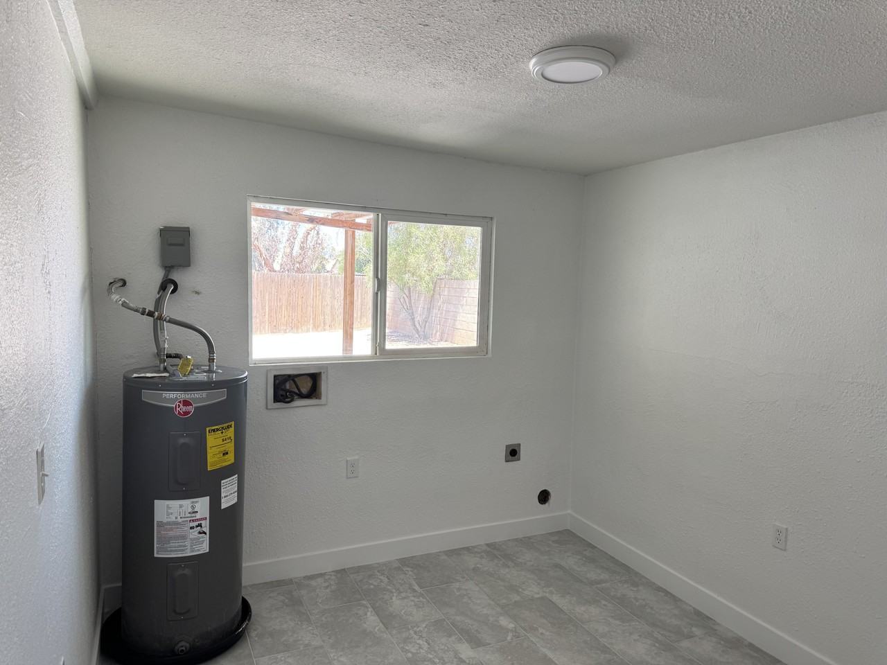 4553 N 82nd Ln #NA - Photo 7 of 33