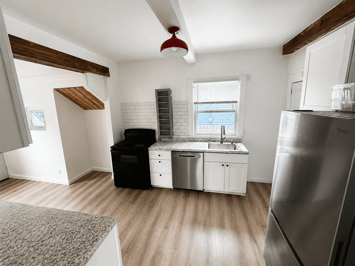 1140 Radcliffe Dr #NA - Photo 2 of 18
