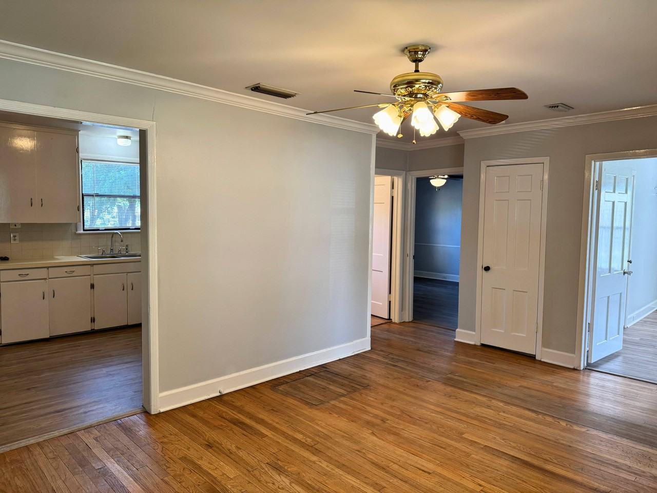 3208 Kenesaw Ave #NA - Photo 6 of 32