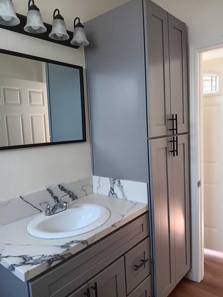 3919 Fernwood Ave - Photo 2 of 5