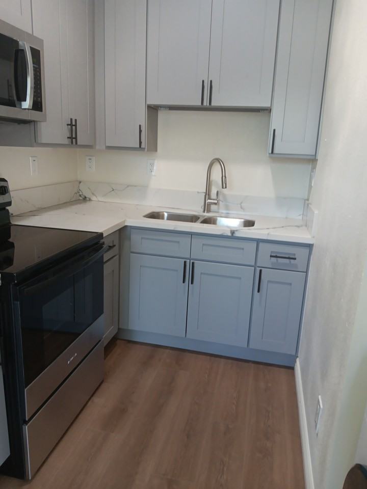 3919 Fernwood Ave - Photo 4 of 5