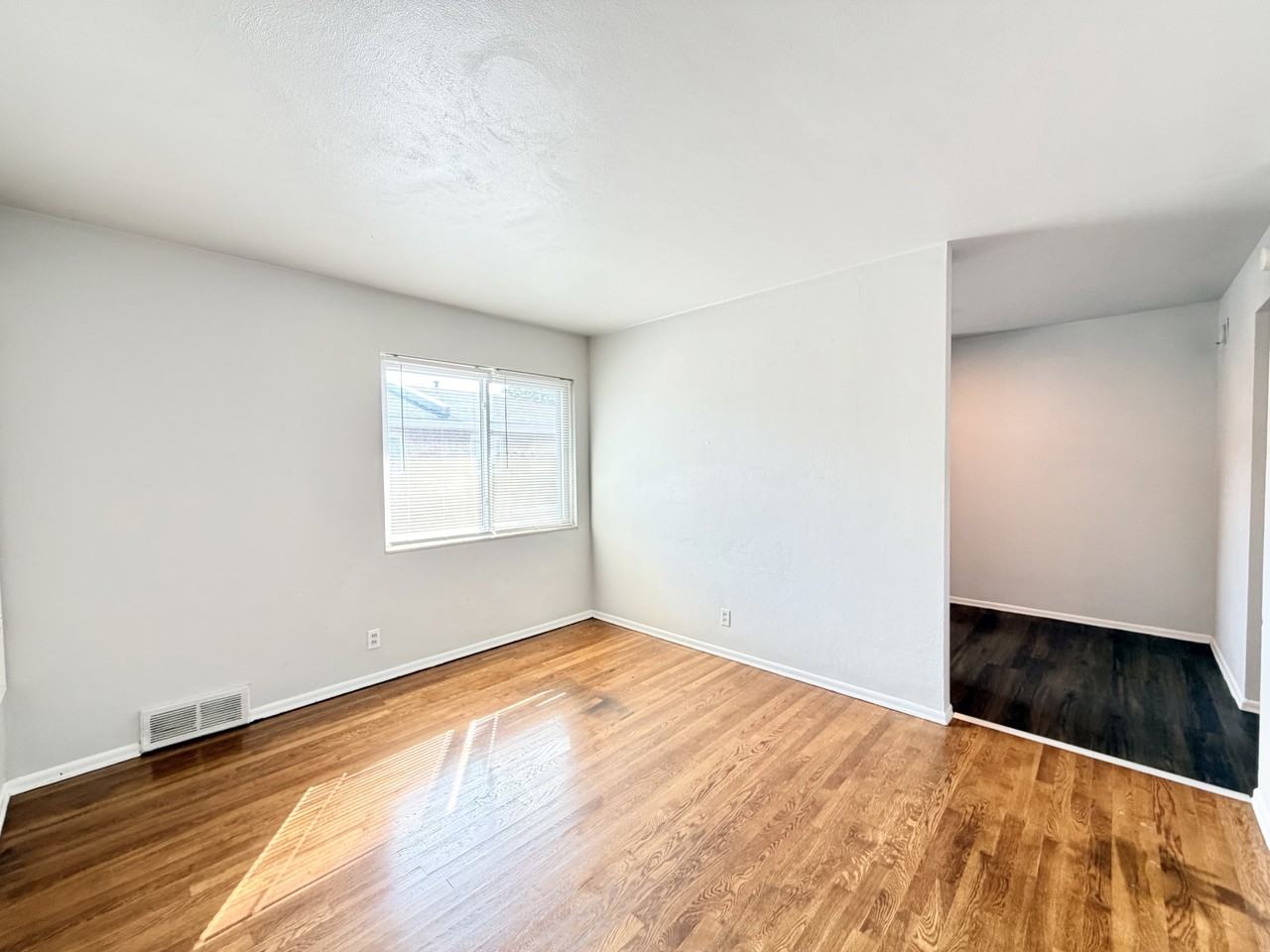 2827 Lemay Ferry Rd #E - Photo 4 of 10