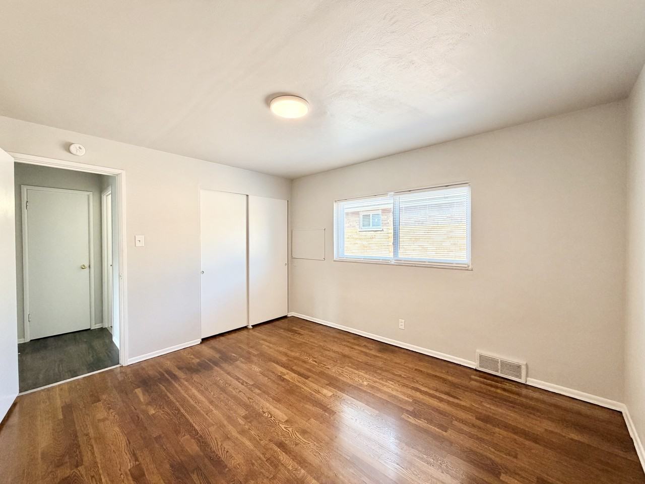 2827 Lemay Ferry Rd #E - Photo 5 of 10