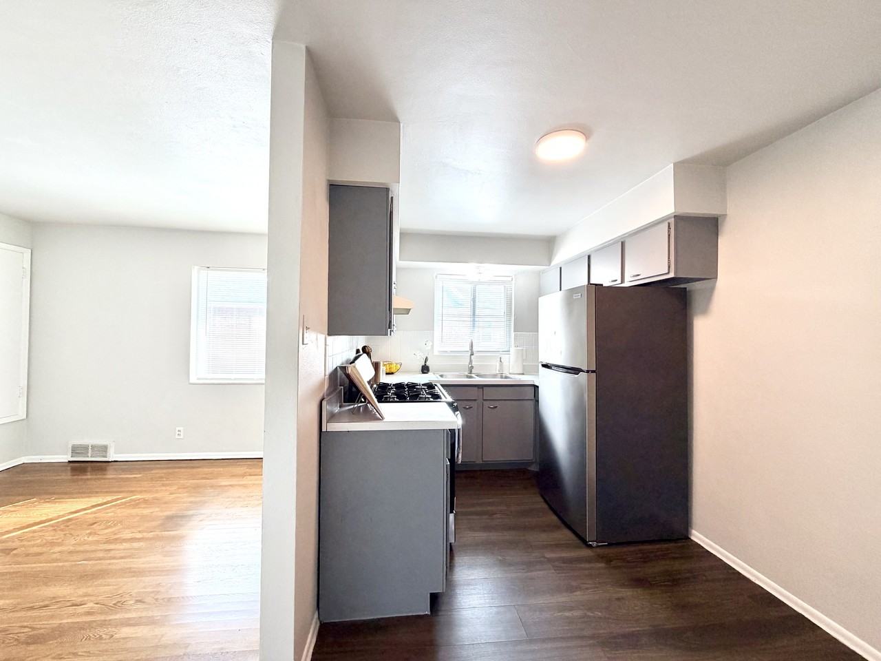 2827 Lemay Ferry Rd #E - Photo 7 of 10