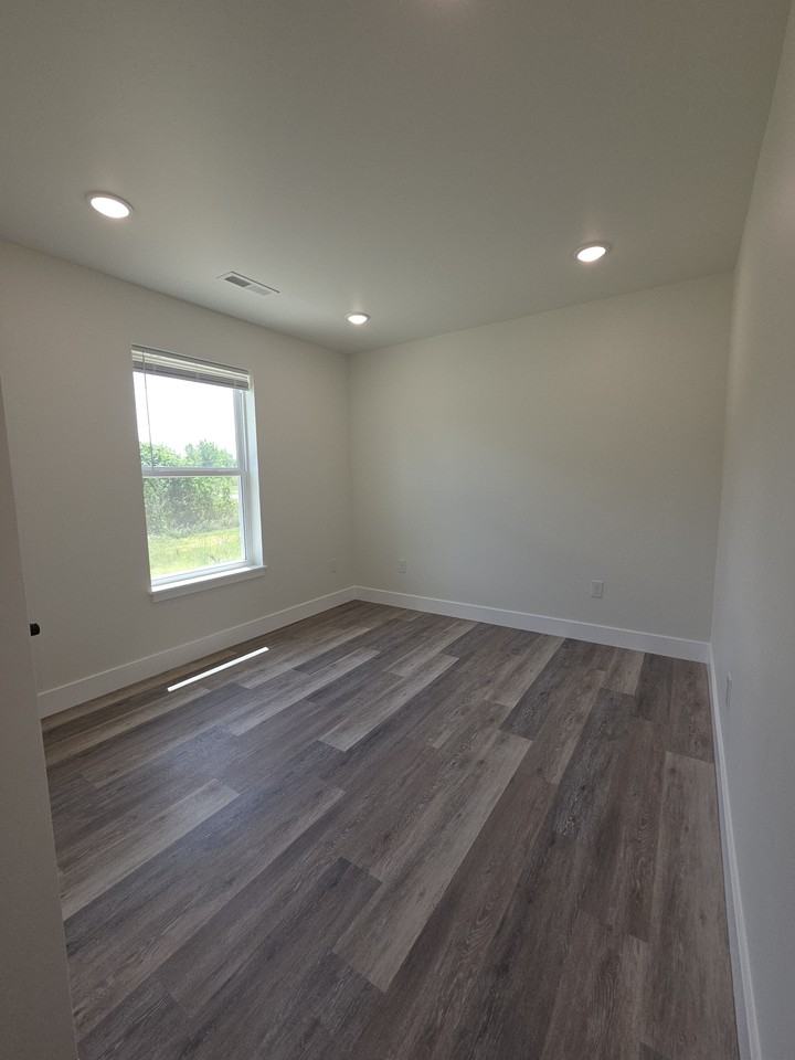 1722 Talon St #1722 - Photo 3 of 11