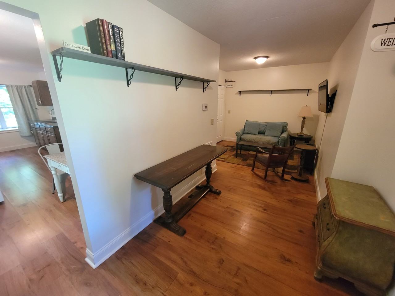 809 S Main St - Photo 7 of 20