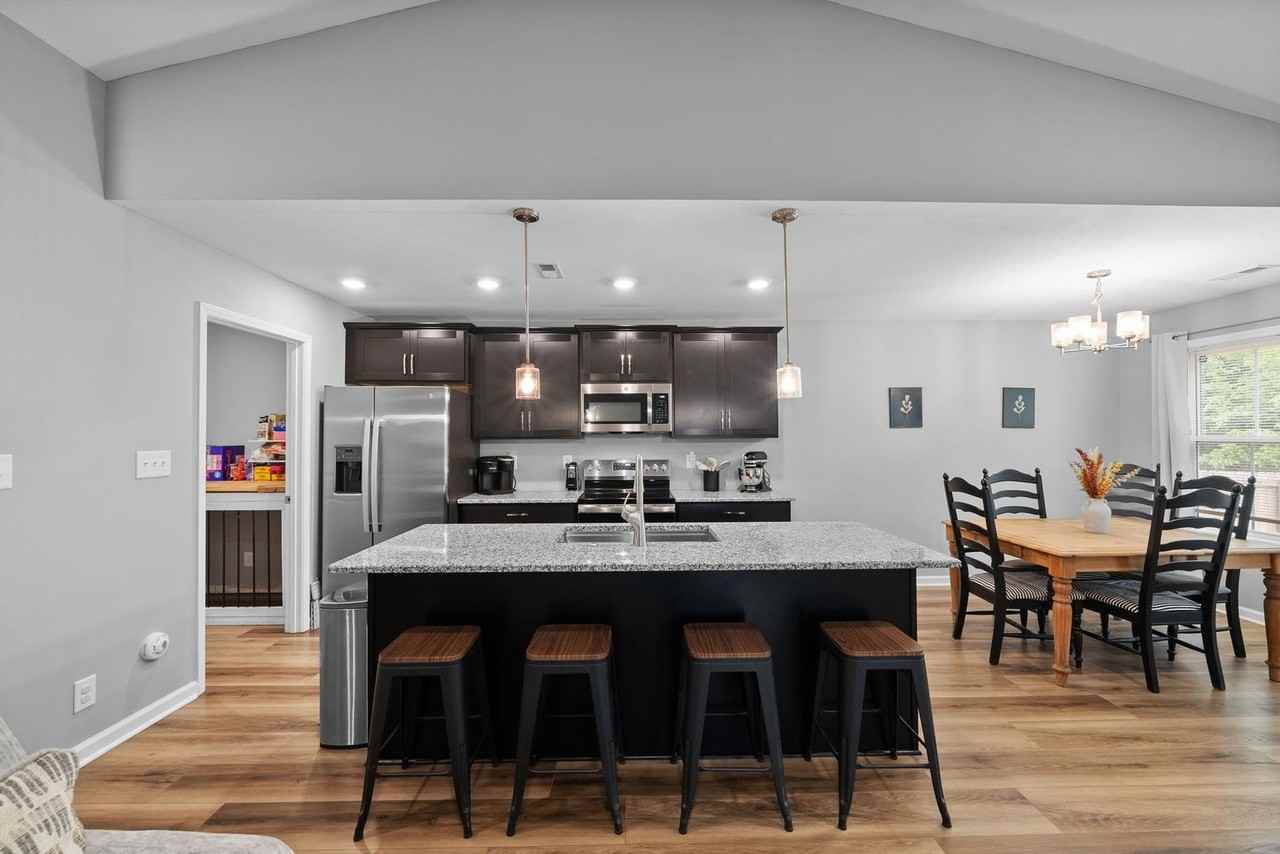 458 Mattingly Dr #NA - Photo 4 of 14