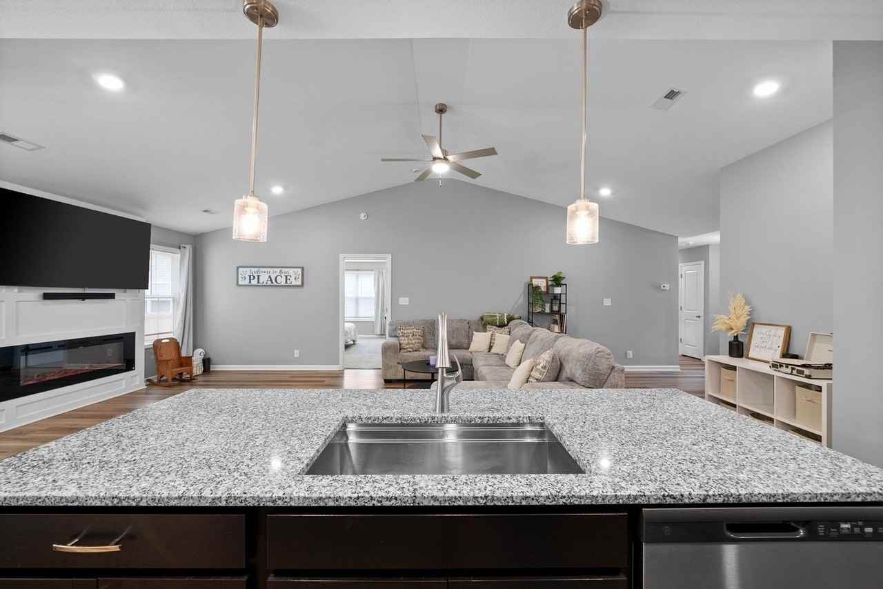458 Mattingly Dr #NA - Photo 6 of 14