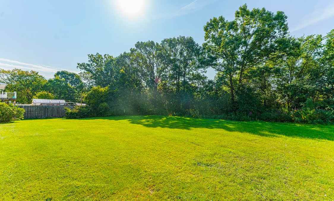 44 Suncrest Dr #2ndFL - Photo 7 of 19