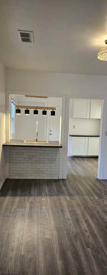 2011 Mason St #NA - Photo 3 of 18