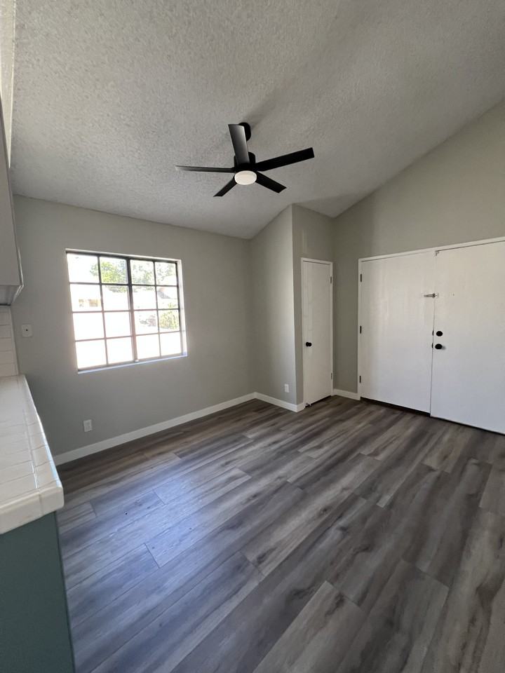 9210 Langdon Ave #NA - Photo 4 of 41