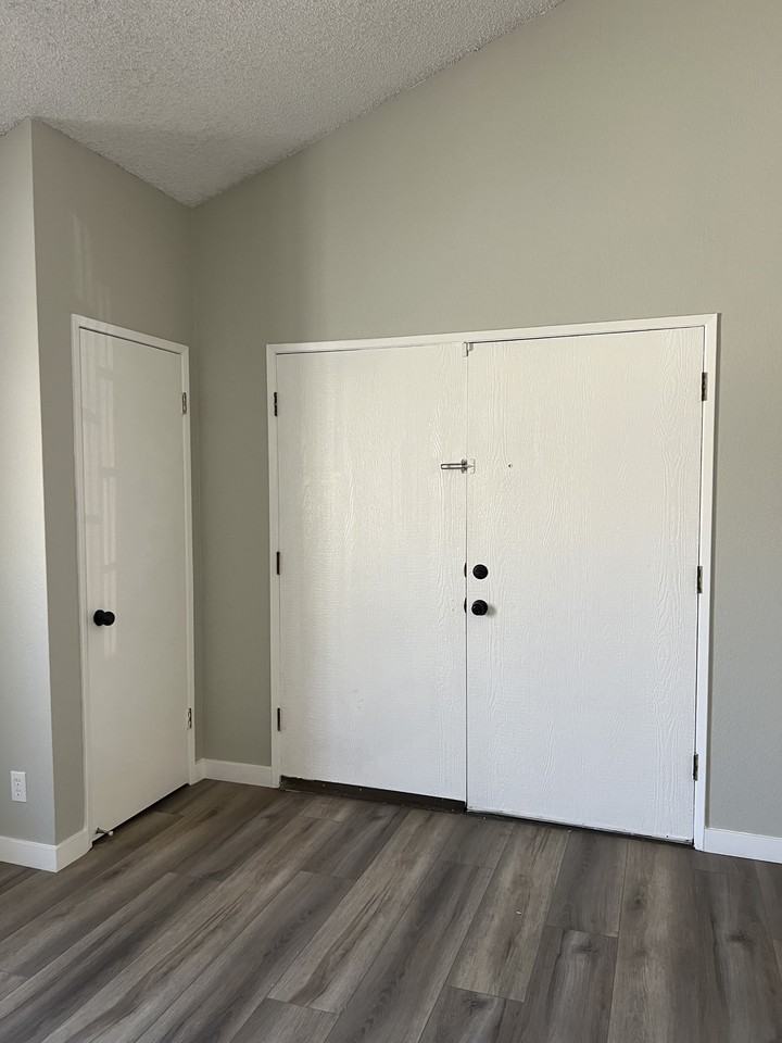 9210 Langdon Ave #NA - Photo 5 of 41