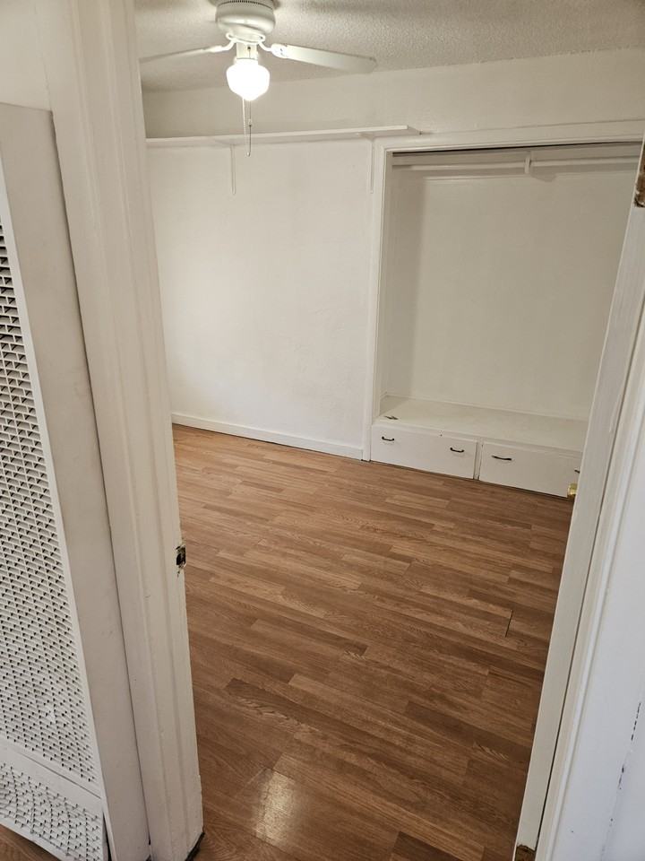 3812 Huron St #NA - Photo 2 of 13
