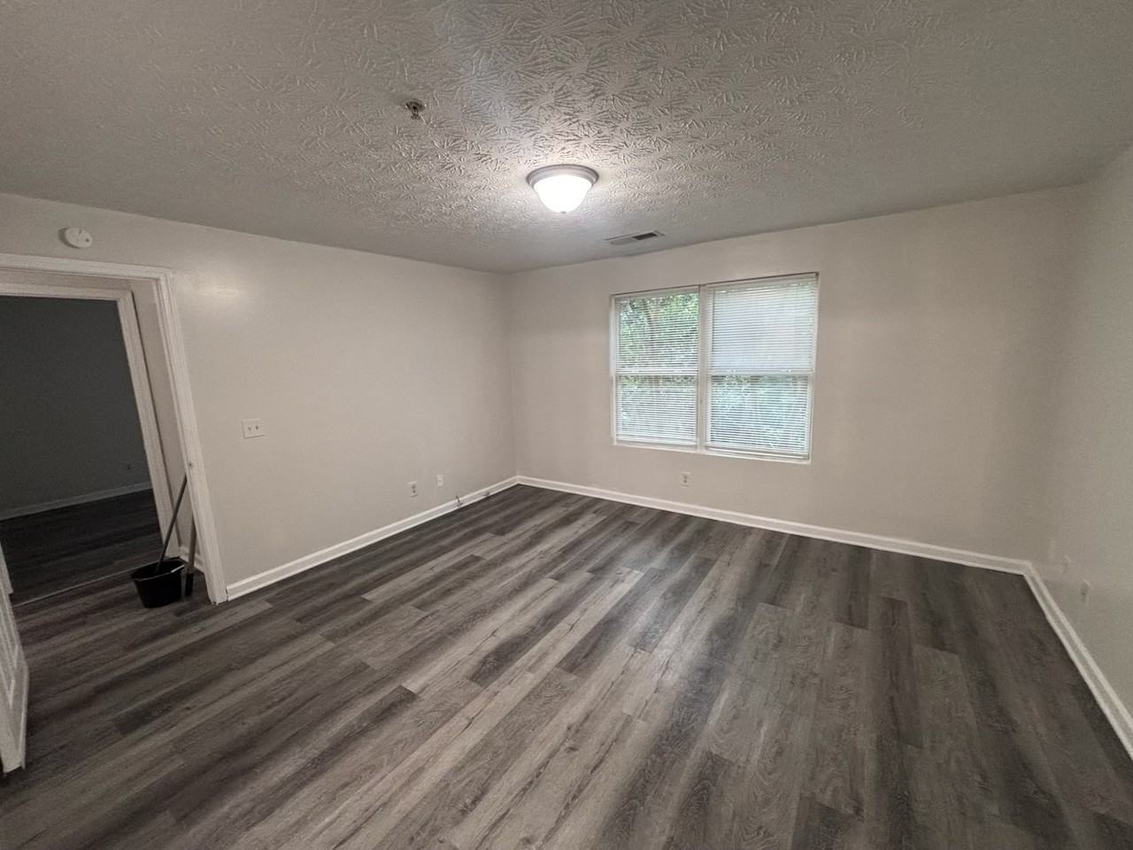 1303 Waldrop Pl #1303 - Photo 2 of 6