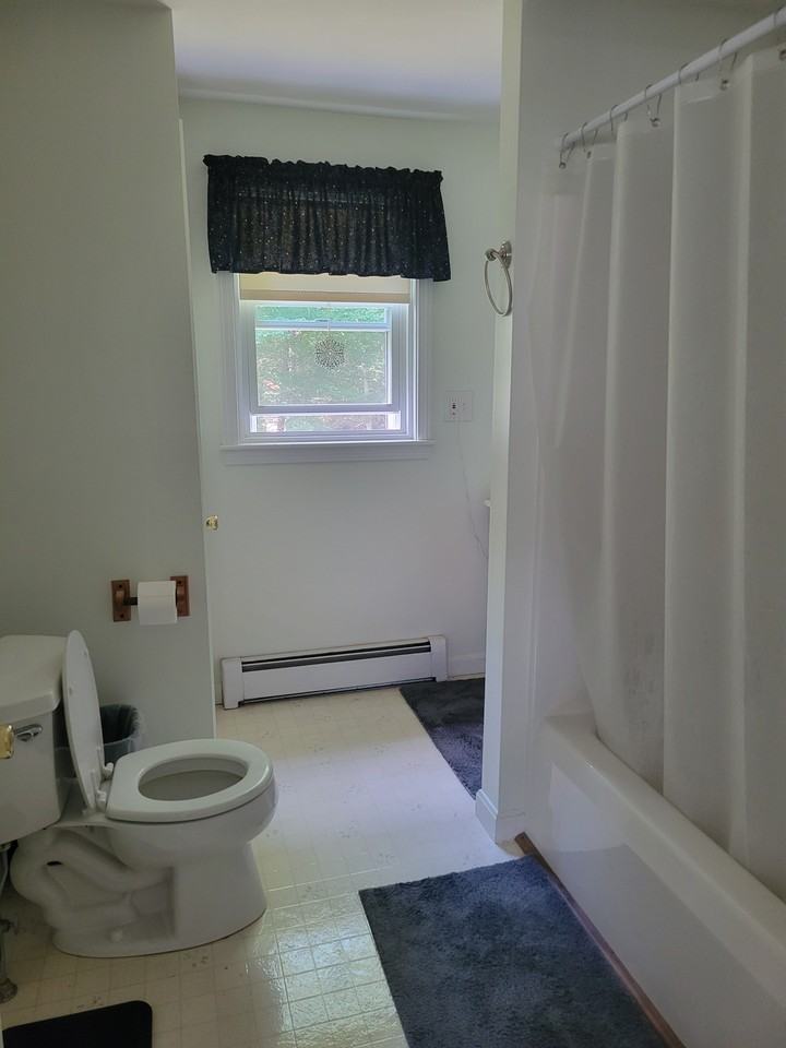24 Edgewood Cir #2 - Photo 6 of 11