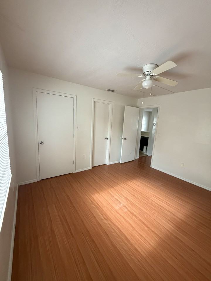717 Angelina Ln #717 - Photo 5 of 6