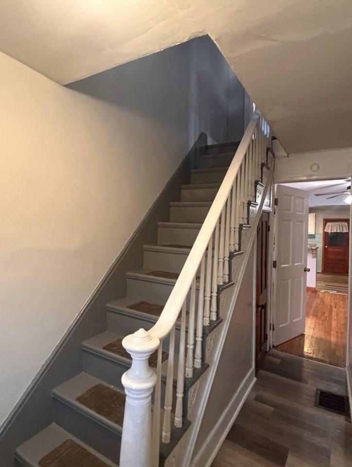 715 Tracy St #NA - Photo 3 of 8