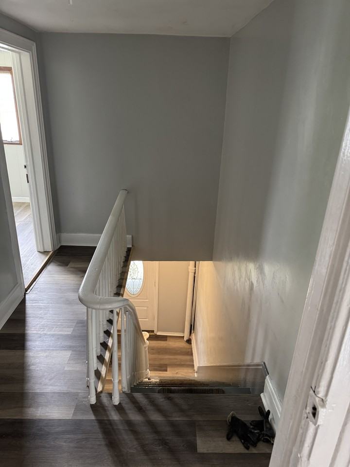 715 Tracy St #NA - Photo 7 of 8