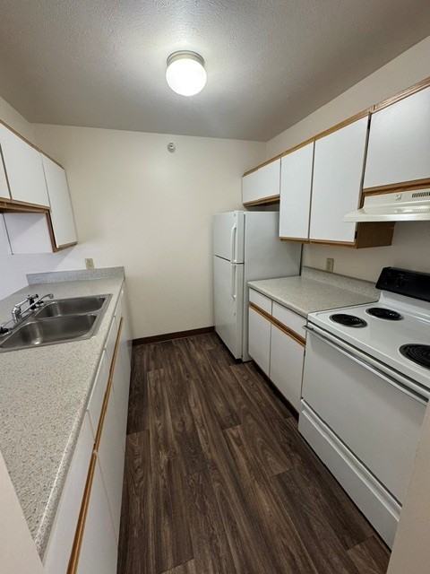 106 Raleigh Ct #106 - Photo 5 of 9