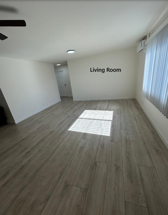 2014 Burnside Avenue #1/2 - Photo 3 of 11