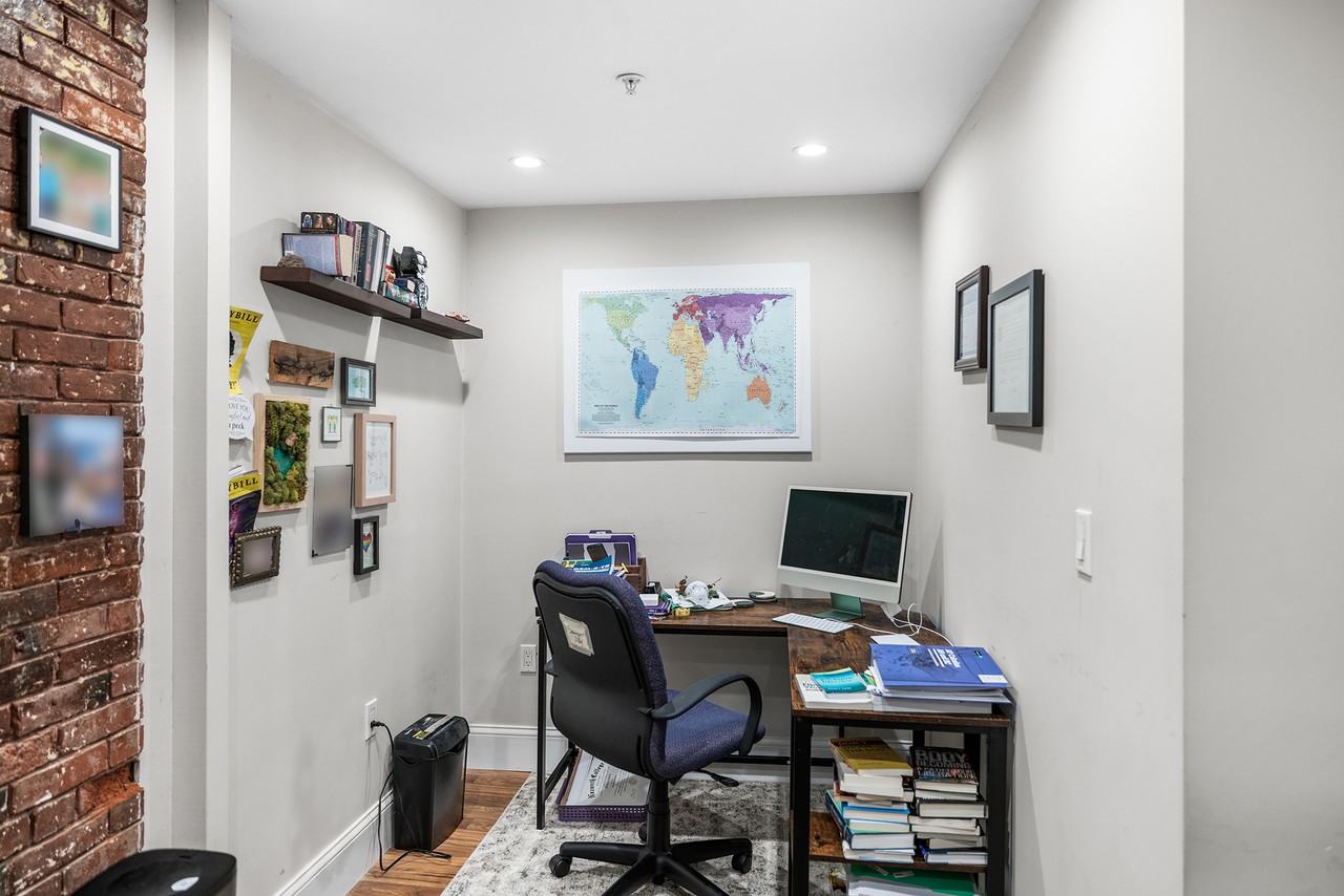 96 Webster St #B - Photo 3 of 21