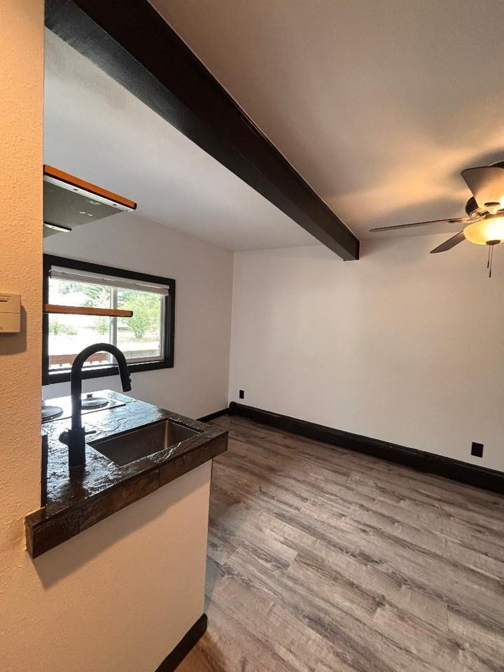510 Main St #2 - Photo 3 of 20