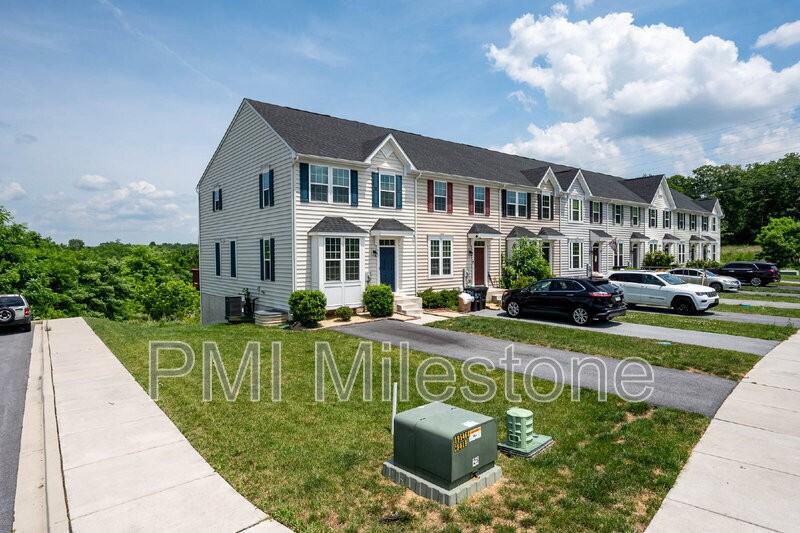 367 Ontario Dr - Photo 4 of 50