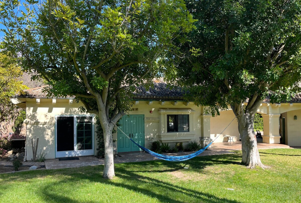 2857 Las Posas Cir #B - Photo 4 of 18