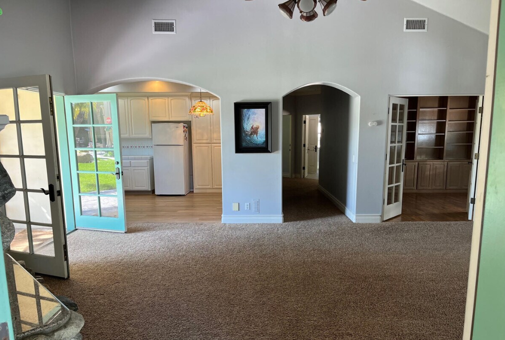 2857 Las Posas Cir #B - Photo 6 of 18