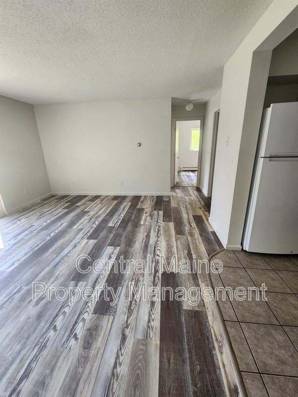 184 Randall Rd #25 - Photo 3 of 9
