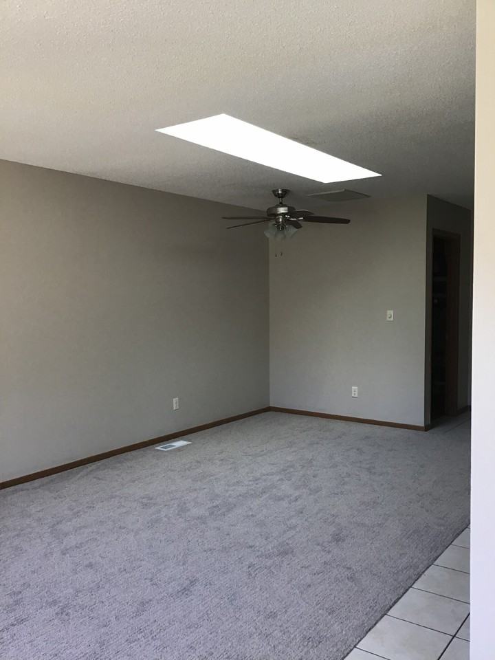4913 W Kirkwood Cir #5 - Photo 6 of 8