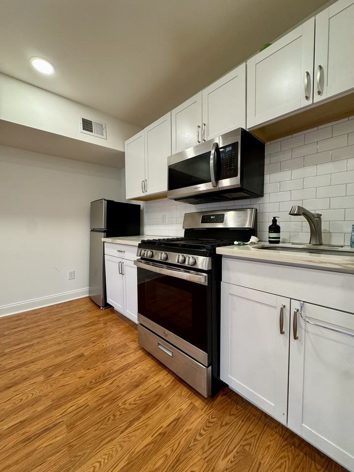 3328 Robert St #NA - Photo 4 of 12