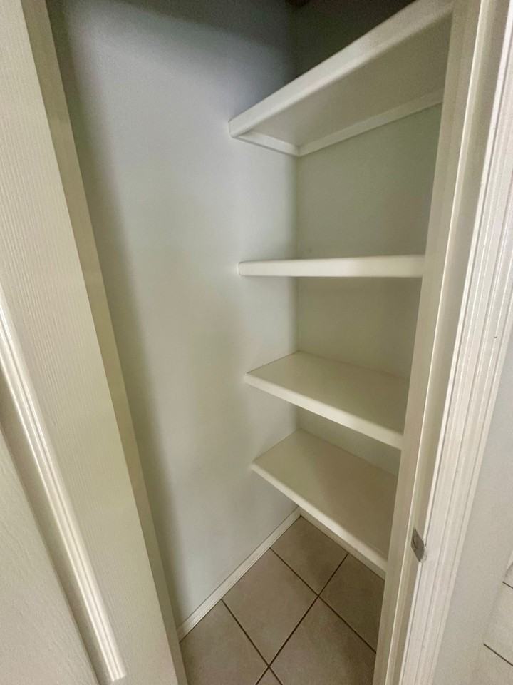 805 W Bronze Dr #3 - Photo 6 of 19