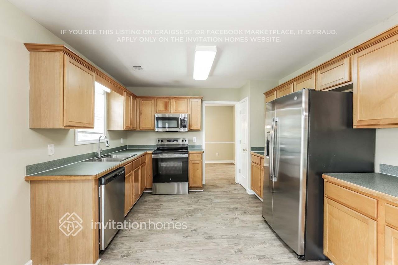 3252 Shady Valley Ct - Photo 7 of 18