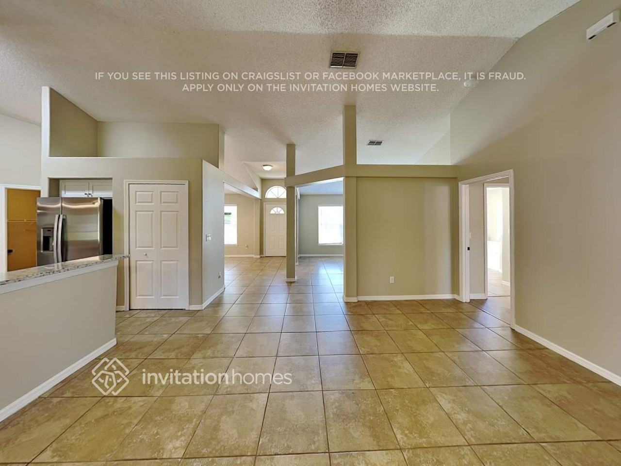 4216 King Edward Dr - Photo 5 of 18