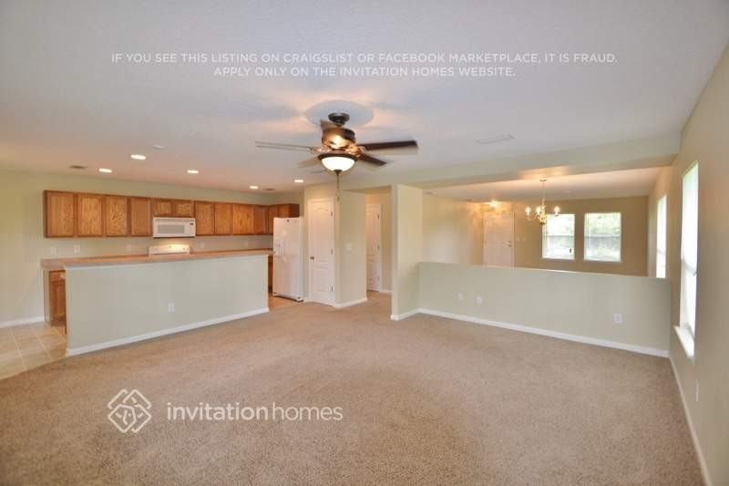 1727 Mitten Ter - Photo 4 of 11
