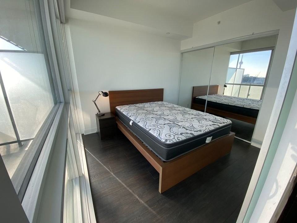 15 Grenville St #4310 - Photo 7 of 11