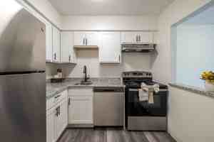 featured image of 4450 Mobile Dr