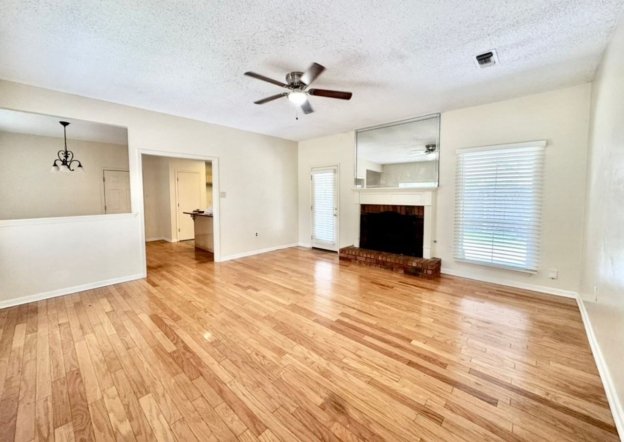 4274 Stumberg Ln - Photo 2 of 20